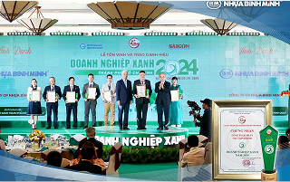 Nhựa Bình Minh liên tiếp được ubnd tphcm trao tặng danh hiệu doanh nghiệp xanh