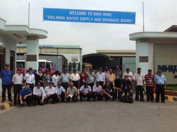 Đoàn Cục Cấp thoát nước Quốc gia Sri Lanka (Sri Lanka Water Supply and Drainage Board) đến tham quan Nhựa Bình Minh