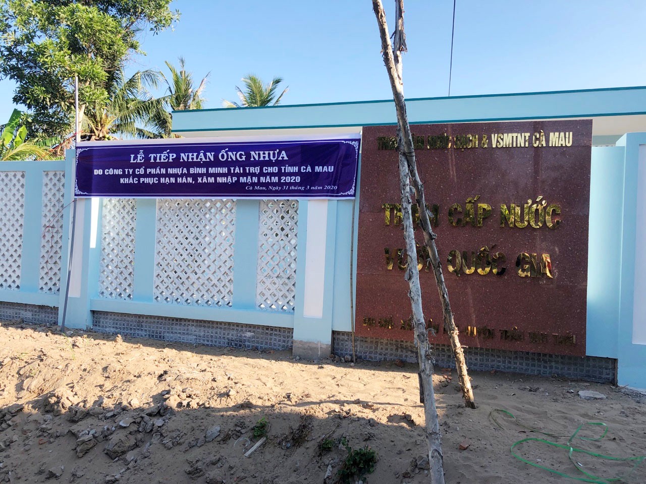 CÔNG TY CỔ PHẦN NHỰA BÌNH MINH CHUNG TAY CÙNG MIỀN TÂY CHỐNG HẠN MẶN LỊCH SỬ