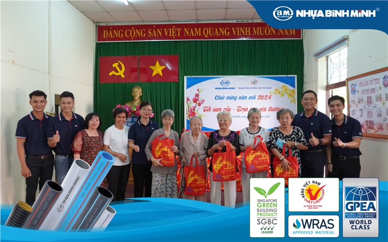 BINH MINH PLASTICS VISITS AND EXTENDS TET GREETINGS TO THI NGHE NURSING HOME